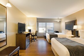 Clubhouse Hotel & Suites Pierre
