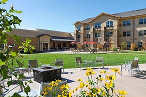 Clubhouse Hotel & Suites Pierre