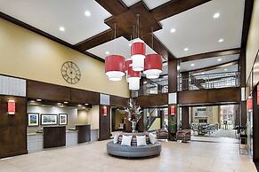Clubhouse Hotel & Suites Pierre