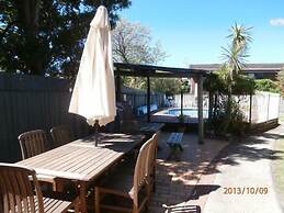 Harbour Lights Holiday Units