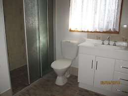 Harbour Lights Holiday Units