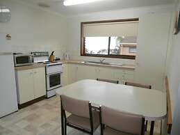 Harbour Lights Holiday Units