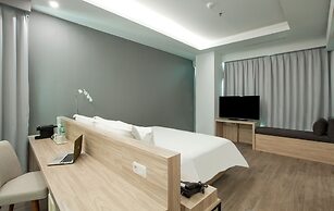 Sparks Life Jakarta, ARTOTEL Curated