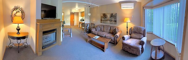 Lodge at Leathem Smith