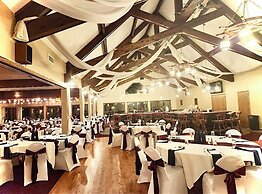 Lodge at Leathem Smith
