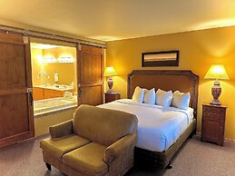 Lodge at Leathem Smith