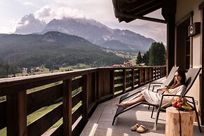 Rosapetra Spa Resort