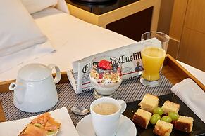 Nexus Valladolid Suites & Hotel