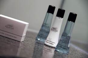 Holiday Inn London - Luton Airport by IHG