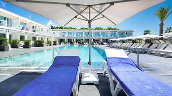 Ura Lara - Adults Only