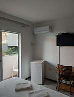 Vila Alaide Praia Hotel