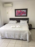 Vila Alaide Praia Hotel