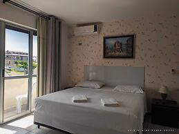 Vila Alaide Praia Hotel