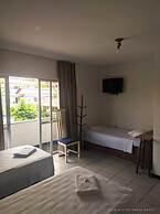 Vila Alaide Praia Hotel