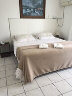 Vila Alaide Praia Hotel