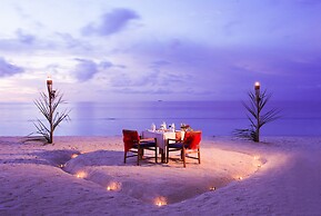 Machchafushi Island Resort & Spa Maldives, The Centara Collection