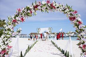 Machchafushi Island Resort & Spa Maldives, The Centara Collection