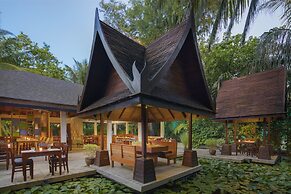 Machchafushi Island Resort & Spa Maldives, The Centara Collection