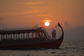 Machchafushi Island Resort & Spa Maldives, The Centara Collection