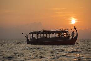 Machchafushi Island Resort & Spa Maldives, The Centara Collection