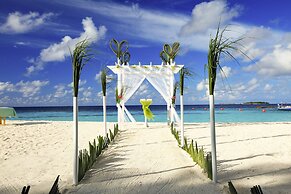 Machchafushi Island Resort & Spa Maldives, The Centara Collection