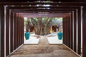 Machchafushi Island Resort & Spa Maldives, The Centara Collection