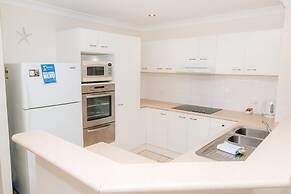 Sanctuary Lake Apartments