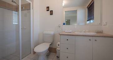 Sanctuary Lake Apartments