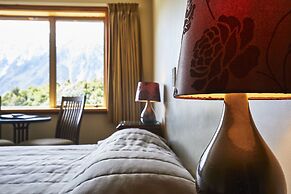 Aoraki Mount Cook Alpine Lodge