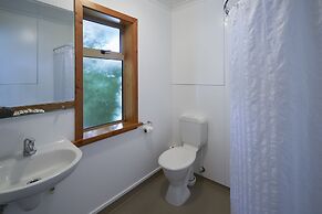 Aoraki Mount Cook Alpine Lodge