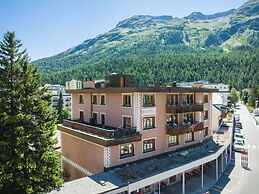Hotel Corvatsch