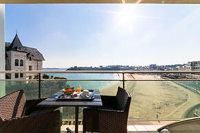 Le Crystal Dinard Plage