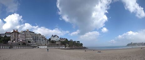 Le Crystal Dinard Plage