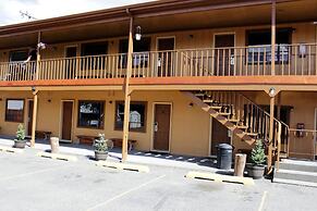 Country Motor Inn