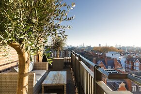 Grosvenor House Suites