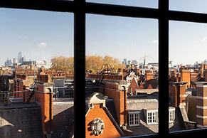 Grosvenor House Suites