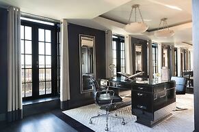 Grosvenor House Suites