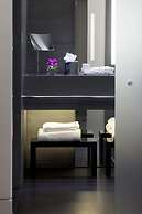 Grosvenor House Suites