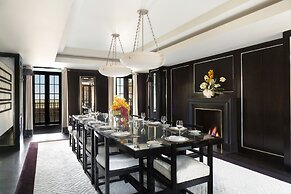 Grosvenor House Suites