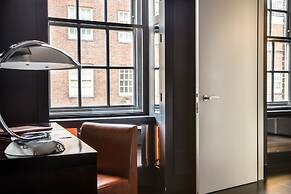 Grosvenor House Suites