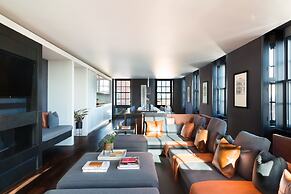 Grosvenor House Suites