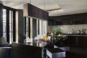 Grosvenor House Suites