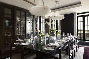 Grosvenor House Suites