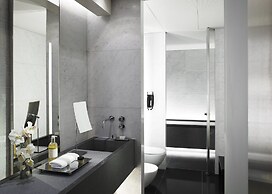 Grosvenor House Suites