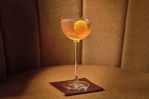 Grosvenor House Suites