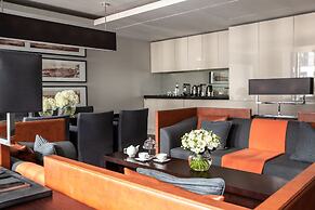 Grosvenor House Suites
