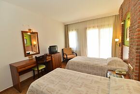 Natur-Med Hot Springs and Health Resort