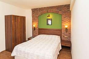 Natur-Med Hot Springs and Health Resort