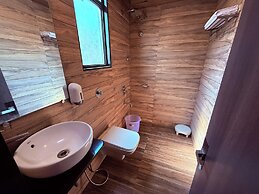 Hotel Alka Residency