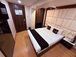 Hotel Alka Residency